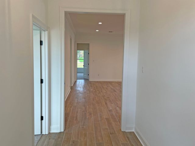 449 Rue Des Affaires, Houma, LA 70364