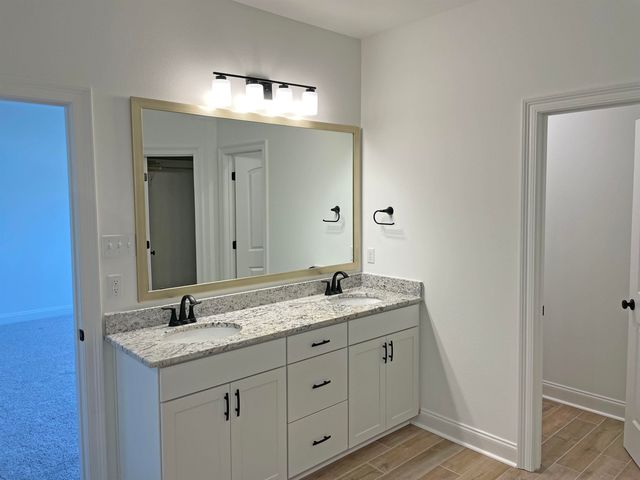 449 Rue Des Affaires, Houma, LA 70364