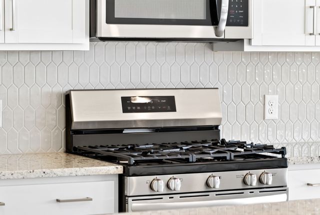 3919 Trinity Woods Rd, Columbia, TN 38401