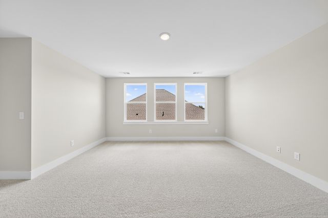 3919 Trinity Woods Rd, Columbia, TN 38401