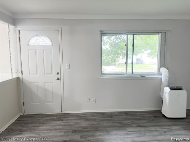 4236 Joliet Avenue, Warren, MI 48091