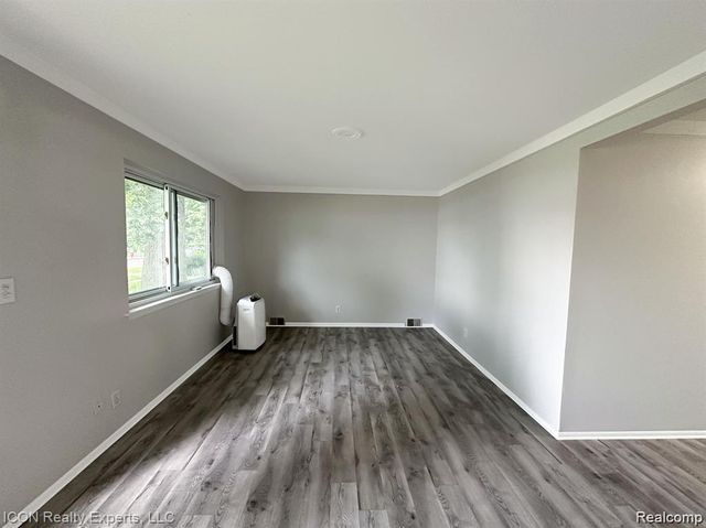 4236 Joliet Avenue, Warren, MI 48091