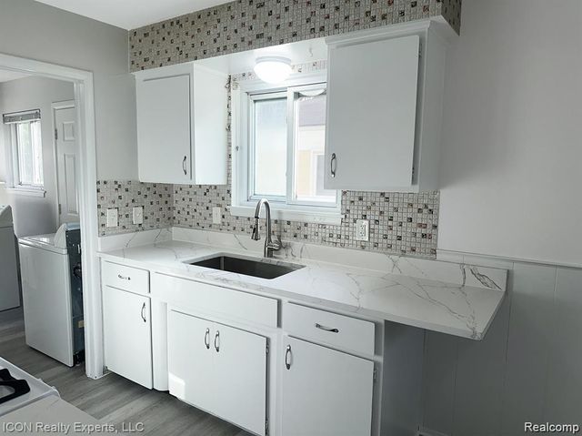 4236 Joliet Avenue, Warren, MI 48091