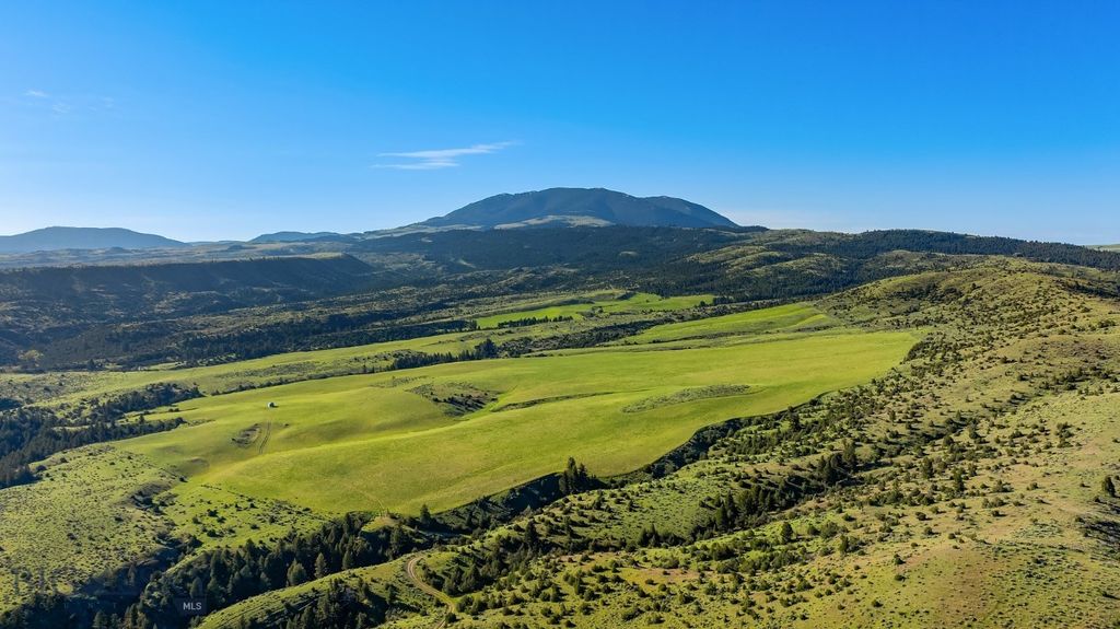 1847 Maudlow Road, Belgrade, MT 59714