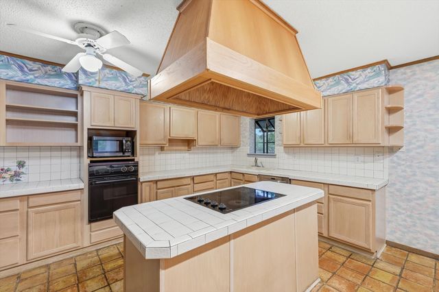 3694 Green Meadow Lane, Flower Mound, TX 75022