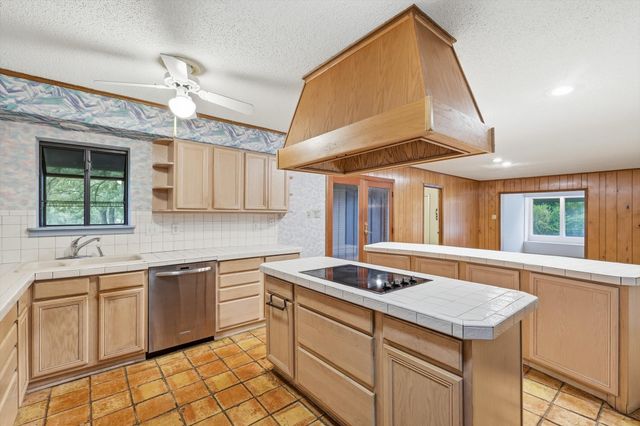 3694 Green Meadow Lane, Flower Mound, TX 75022