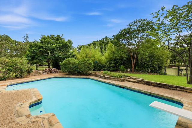 3694 Green Meadow Lane, Flower Mound, TX 75022