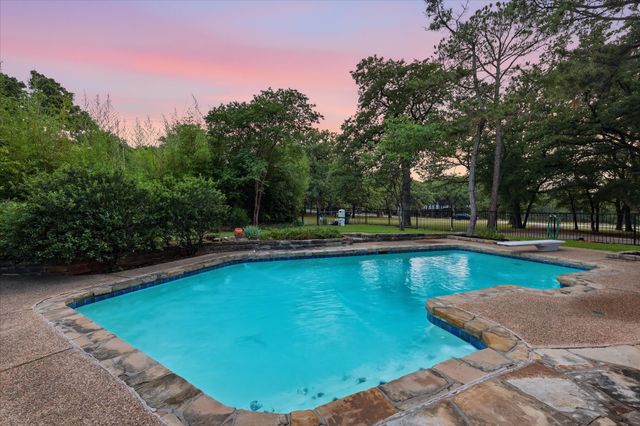 3694 Green Meadow Lane, Flower Mound, TX 75022