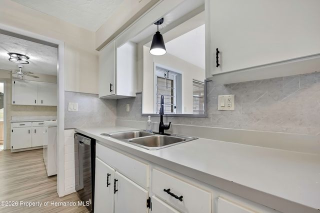 6 James Court, Beverly Hills, FL 34465