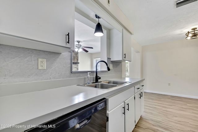 6 James Court, Beverly Hills, FL 34465