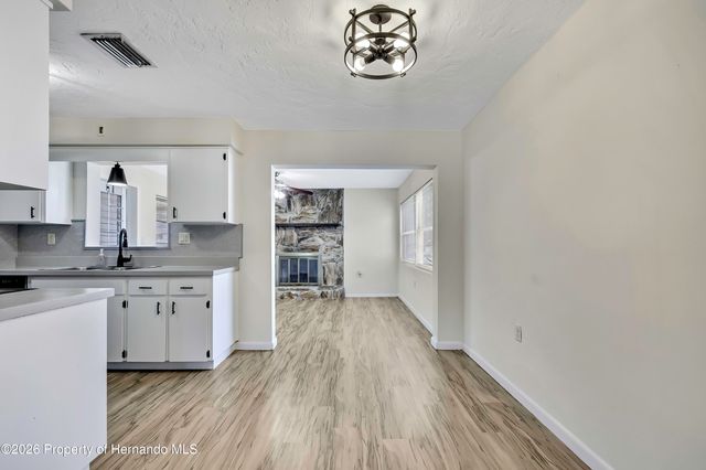 6 James Court, Beverly Hills, FL 34465