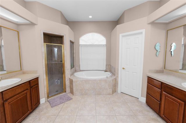 6756 HARTSWORTH DRIVE, Lakeland, FL 33813