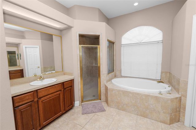 6756 HARTSWORTH DRIVE, Lakeland, FL 33813