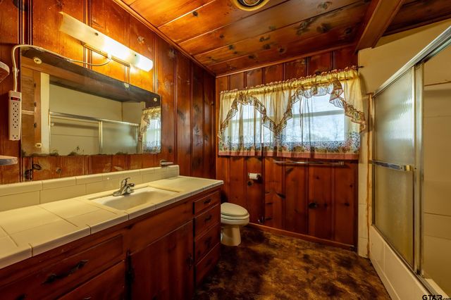15621 FM 849, Lindale, TX 75771