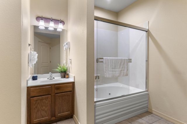 310 S Wildwood Drive 1, Branson, MO 65615