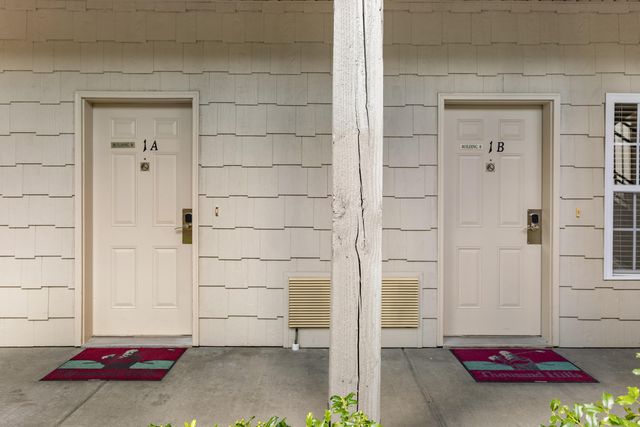 310 S Wildwood Drive 1, Branson, MO 65615