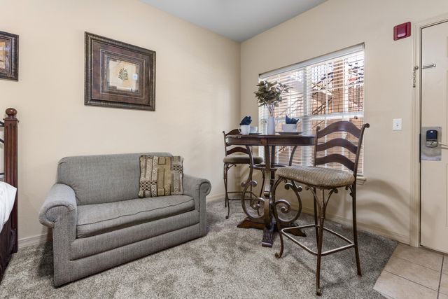 310 S Wildwood Drive 1, Branson, MO 65615