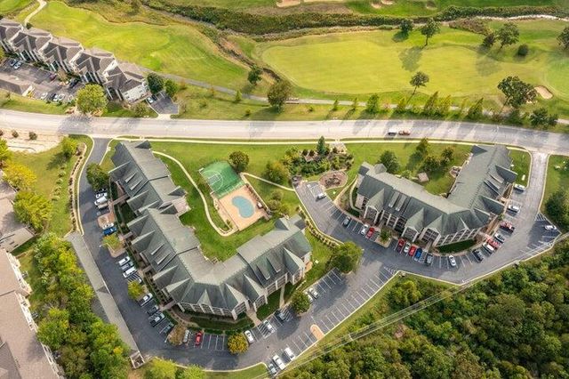 310 S Wildwood Drive 1, Branson, MO 65615