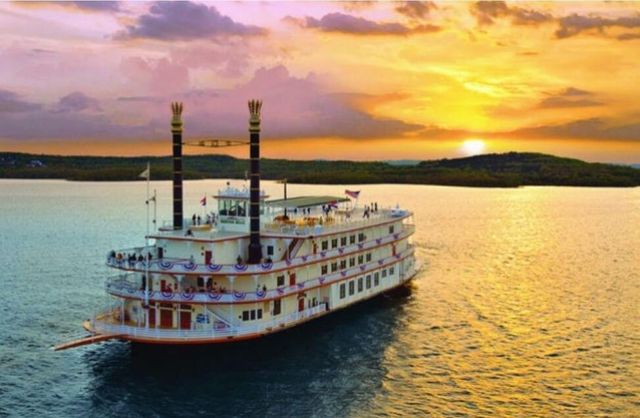 310 S Wildwood Drive 1, Branson, MO 65615