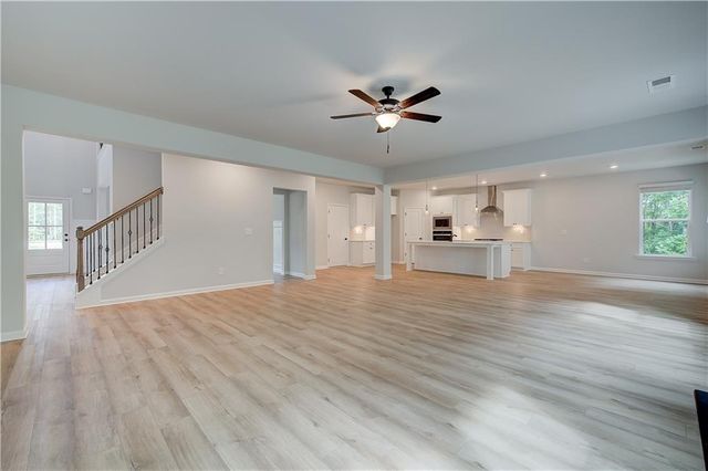255 Linford Drive, Locust Grove, GA 30248