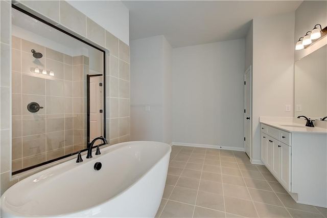 255 Linford Drive, Locust Grove, GA 30248