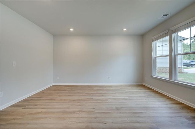 255 Linford Drive, Locust Grove, GA 30248