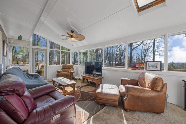 2922 Kell Road, Signal Mountain, TN 37377