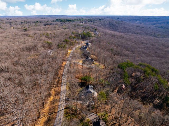 2922 Kell Road, Signal Mountain, TN 37377