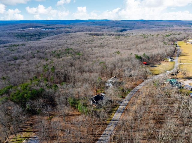 2922 Kell Road, Signal Mountain, TN 37377