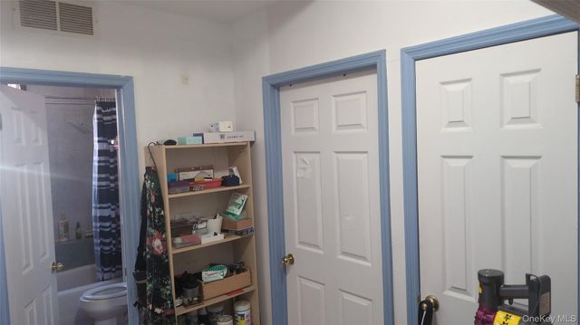 136-39 41st Avenue 5D, Flushing, NY 11355