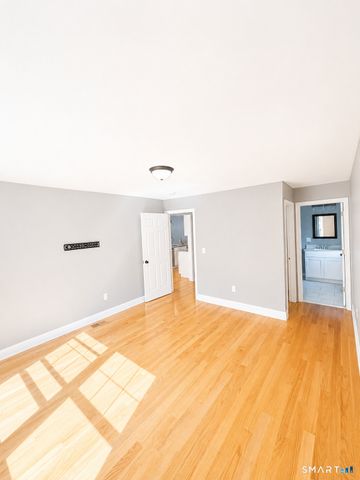 59 Midland Road, Waterbury, CT 06705