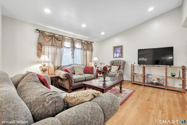 7 Three Partners Road, Danbury, CT 06811