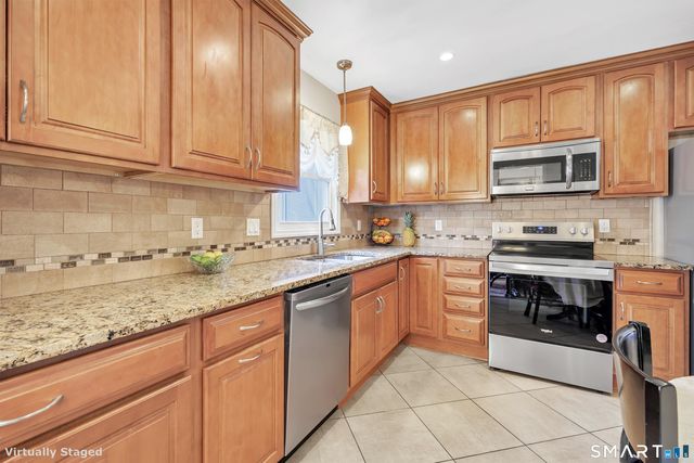 7 Three Partners Road, Danbury, CT 06811