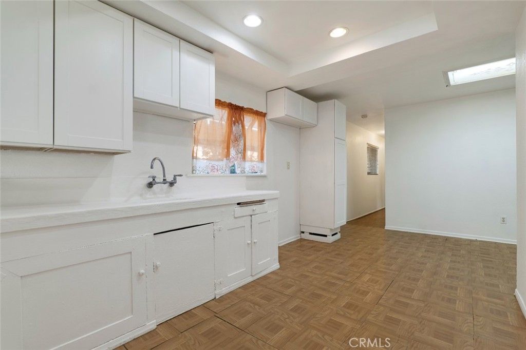 Image 9 of property listing at 1424 Griffith Street, San Fernando, CA 91340