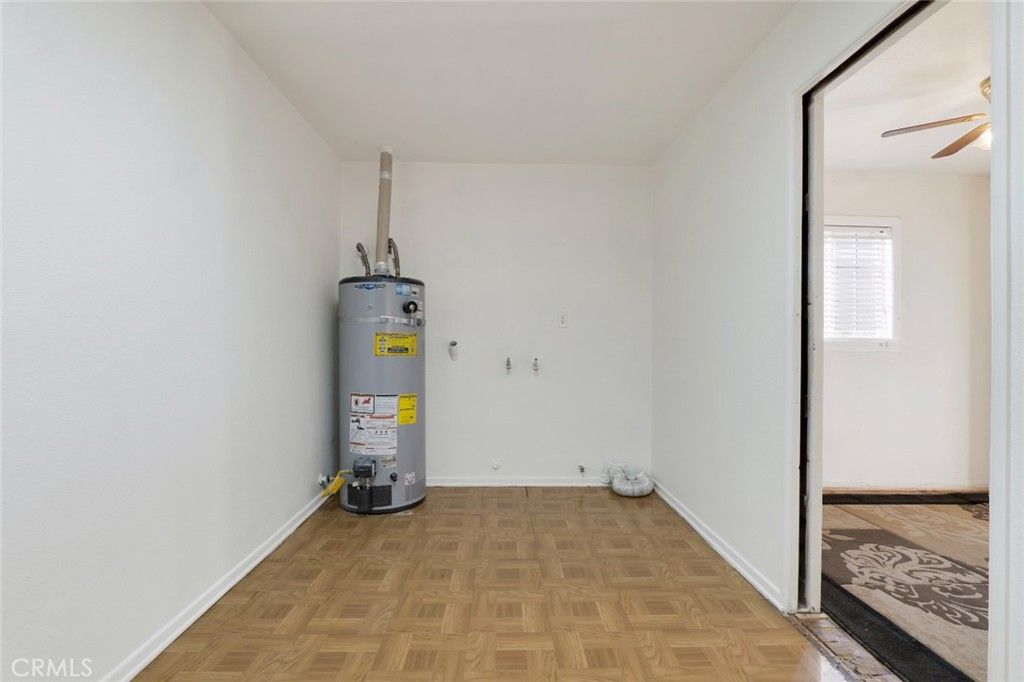 Image 11 of property listing at 1424 Griffith Street, San Fernando, CA 91340