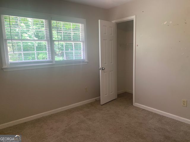 832 S Deshon Road, Lithonia, GA 30058