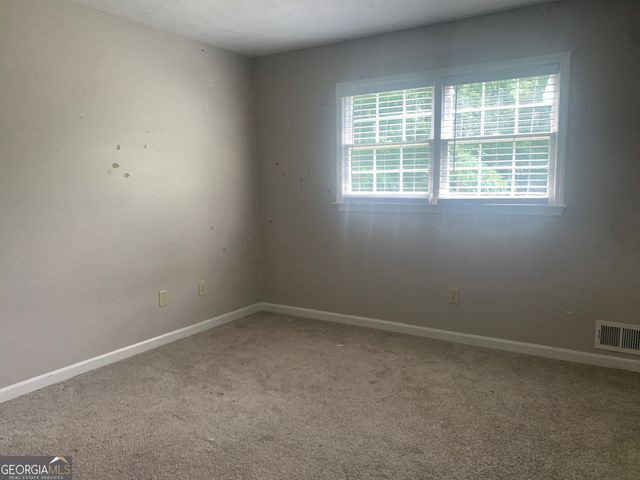 832 S Deshon Road, Lithonia, GA 30058