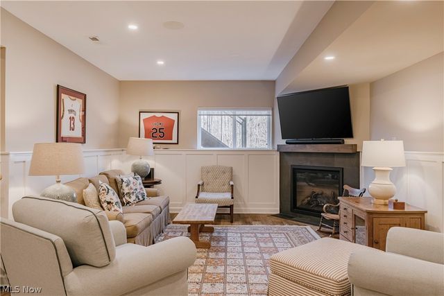 554 Salt Lake Circle, Orange, OH 44022