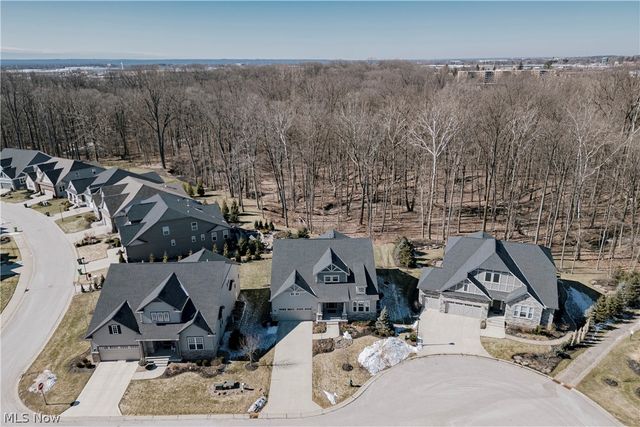 554 Salt Lake Circle, Orange, OH 44022