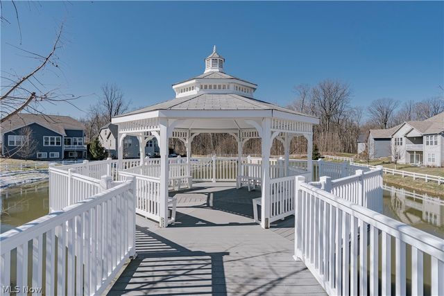 554 Salt Lake Circle, Orange, OH 44022