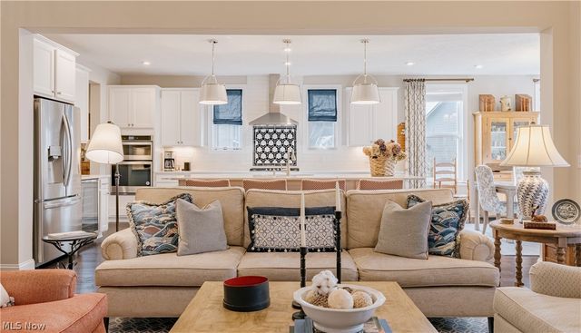 554 Salt Lake Circle, Orange, OH 44022