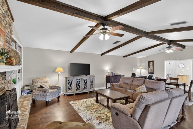 2010 Lovers Lane, Shreveport, LA 71105