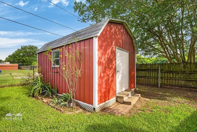 2010 Lovers Lane, Shreveport, LA 71105