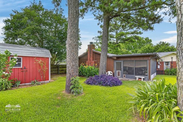 2010 Lovers Lane, Shreveport, LA 71105