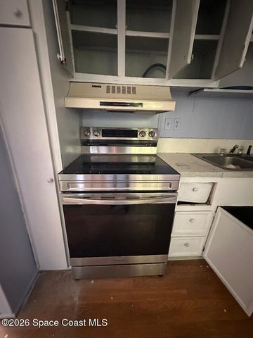 320 La Havre Court, Merritt Island, FL 32953