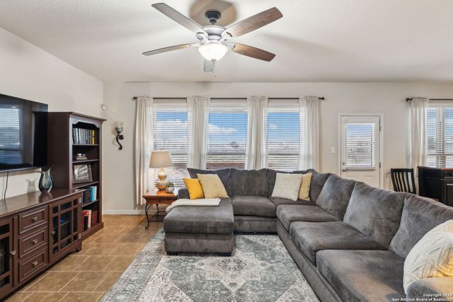 2921 Sunset Summit, New Braunfels, TX 78130