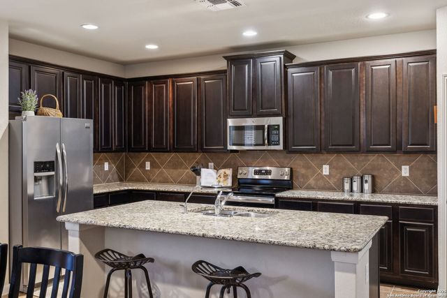 2921 Sunset Summit, New Braunfels, TX 78130