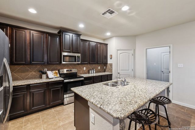 2921 Sunset Summit, New Braunfels, TX 78130