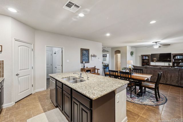 2921 Sunset Summit, New Braunfels, TX 78130