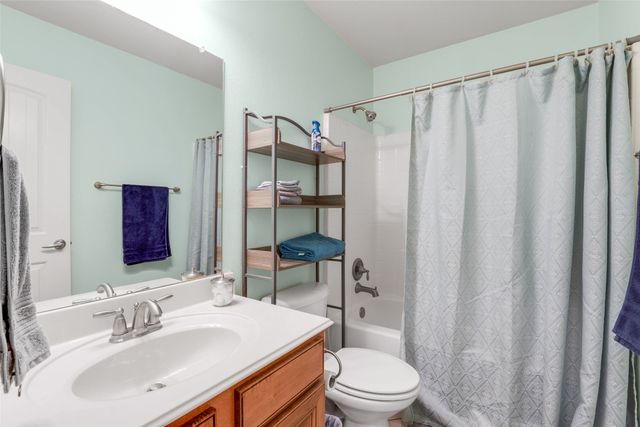 2028 Lake Trail Drive, Heartland, TX 75126